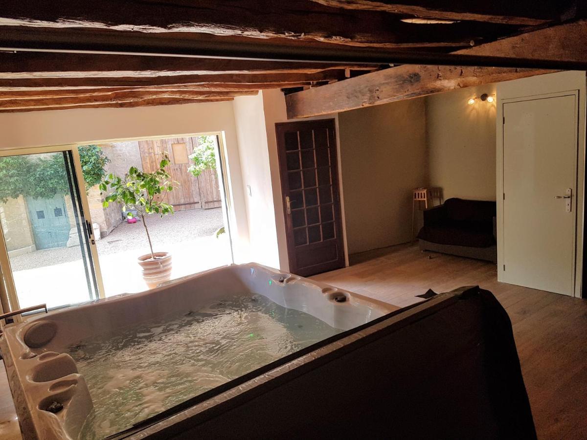 Domaine De La Fee-Licite Hotel Jullié Eksteriør billede