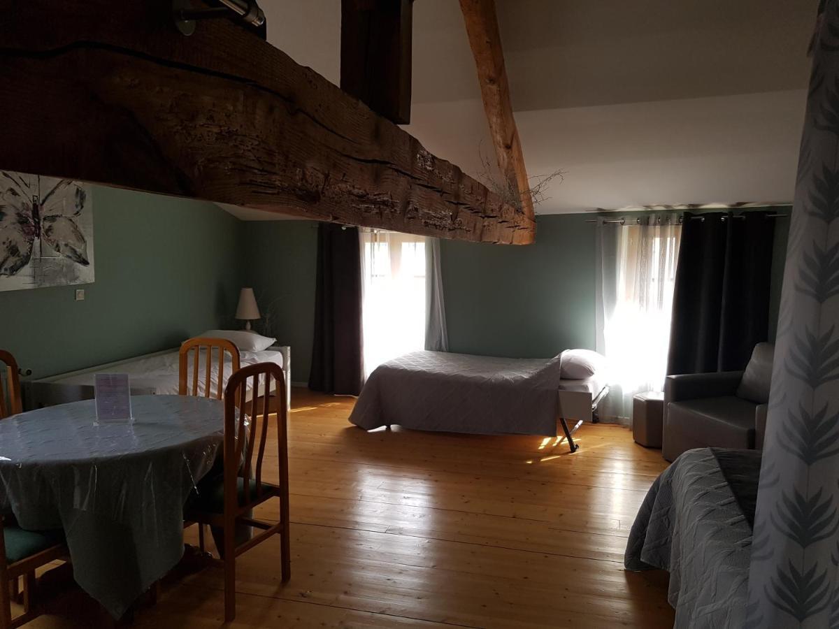 Domaine De La Fee-Licite Hotel Jullié Eksteriør billede
