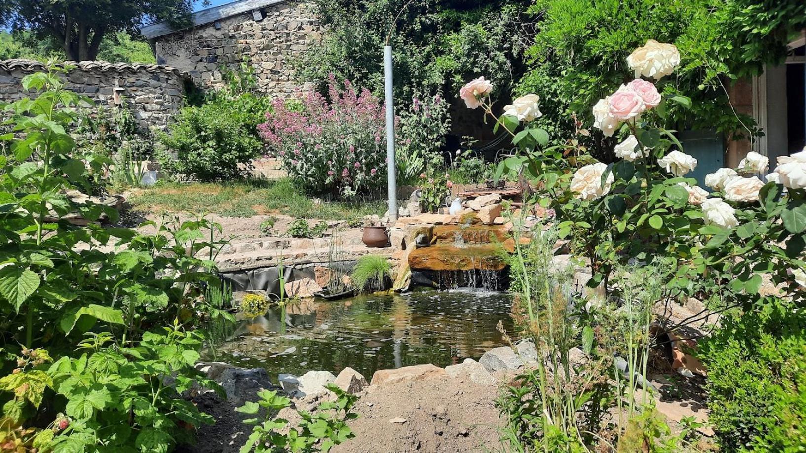 Domaine De La Fee-Licite Hotel Jullié Eksteriør billede